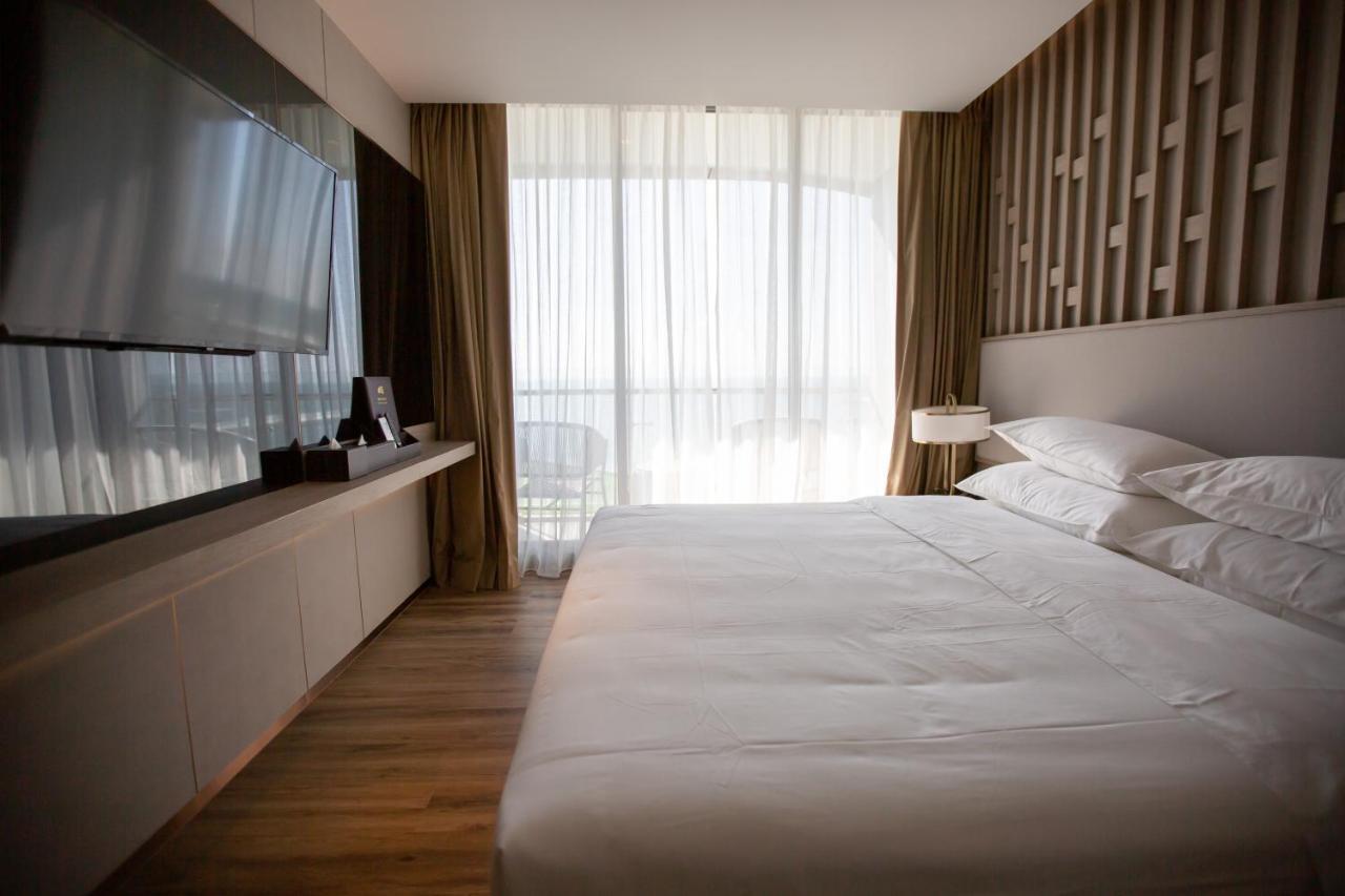 Symphony Of The Sea Hotel Bangsaen Zewnętrze zdjęcie