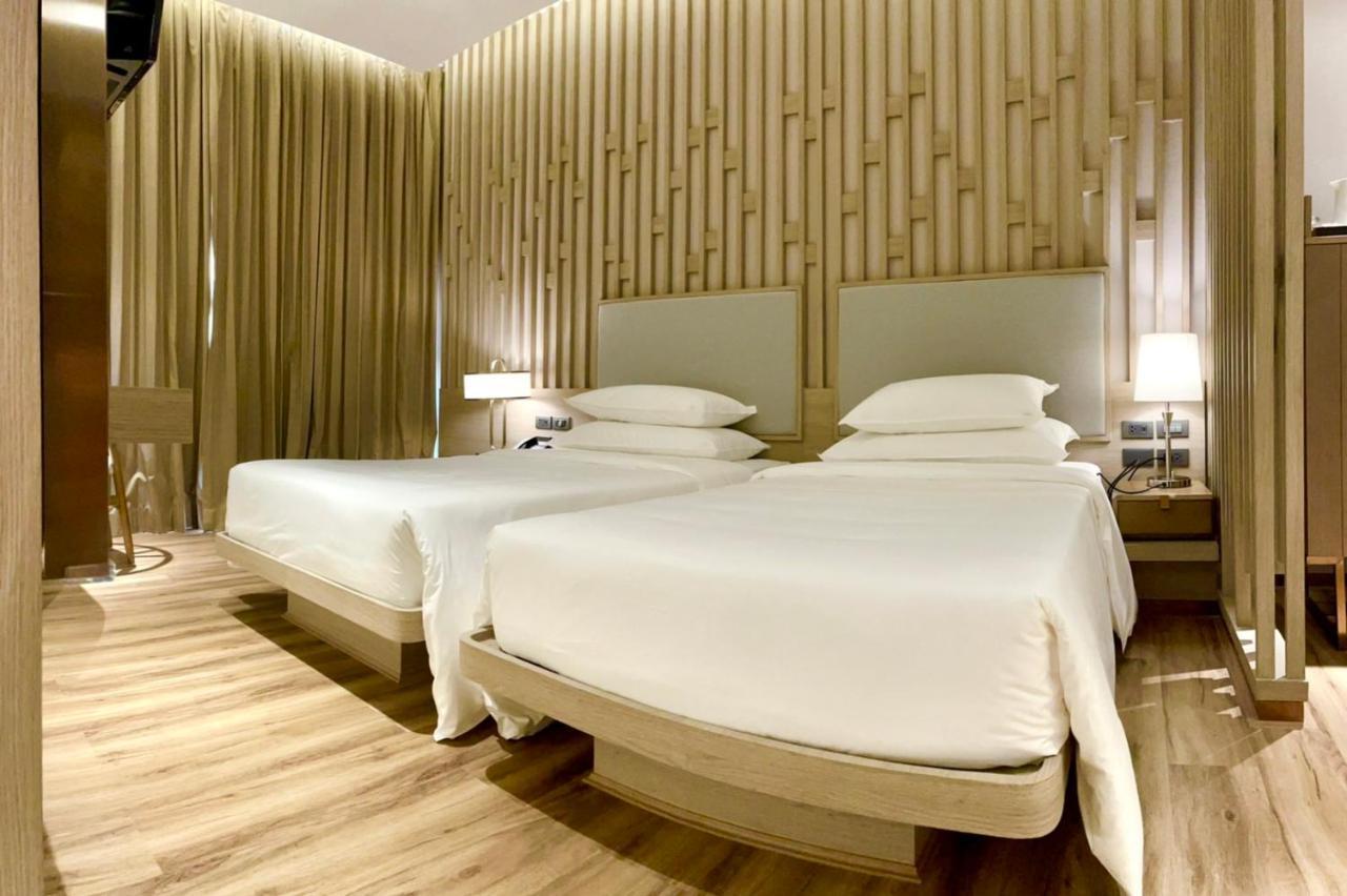 Symphony Of The Sea Hotel Bangsaen Zewnętrze zdjęcie