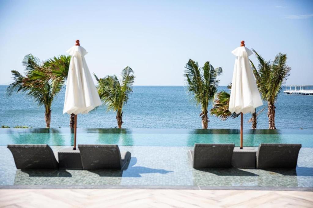 Symphony Of The Sea Hotel Bangsaen Zewnętrze zdjęcie