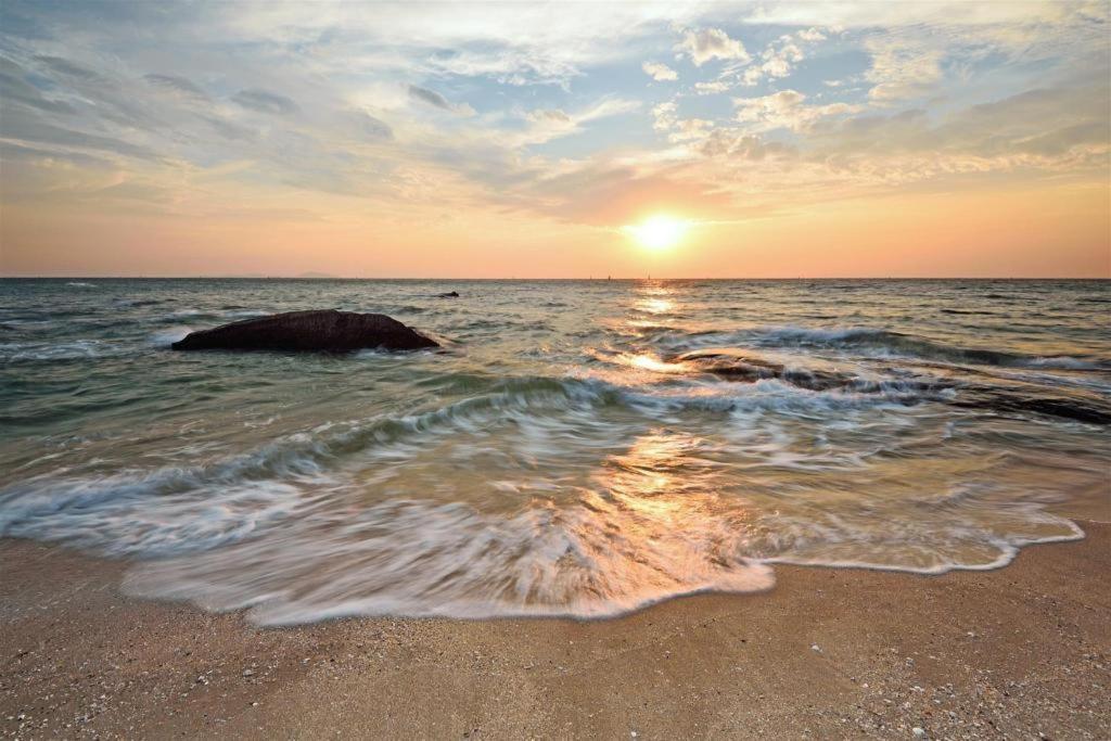 Symphony Of The Sea Hotel Bangsaen Zewnętrze zdjęcie