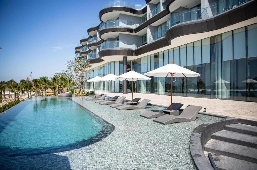 Symphony Of The Sea Hotel Bangsaen Zewnętrze zdjęcie