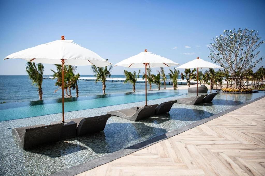 Symphony Of The Sea Hotel Bangsaen Zewnętrze zdjęcie